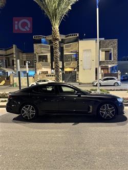 كيا ستينغر